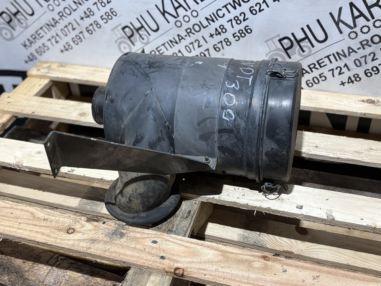 Fendt 309 Obudowa Filtra Powietrza - Luftfilter for Landbrugsmaskine: billede 1 Fendt 309 Obudowa Filtra Powietrza - Luftfilter for Landbrugsmaskine: billede 1