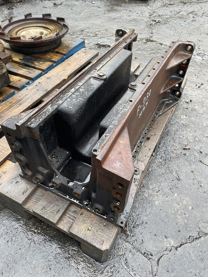 Fendt 930 MAN D0836 - miska olejowa F926202510020 51.05801-6121 - Bundkar for Landbrugsmaskine: billede 1 Fendt 930 MAN D0836 - miska olejowa F926202510020 51.05801-6121 - Bundkar for Landbrugsmaskine: billede 1