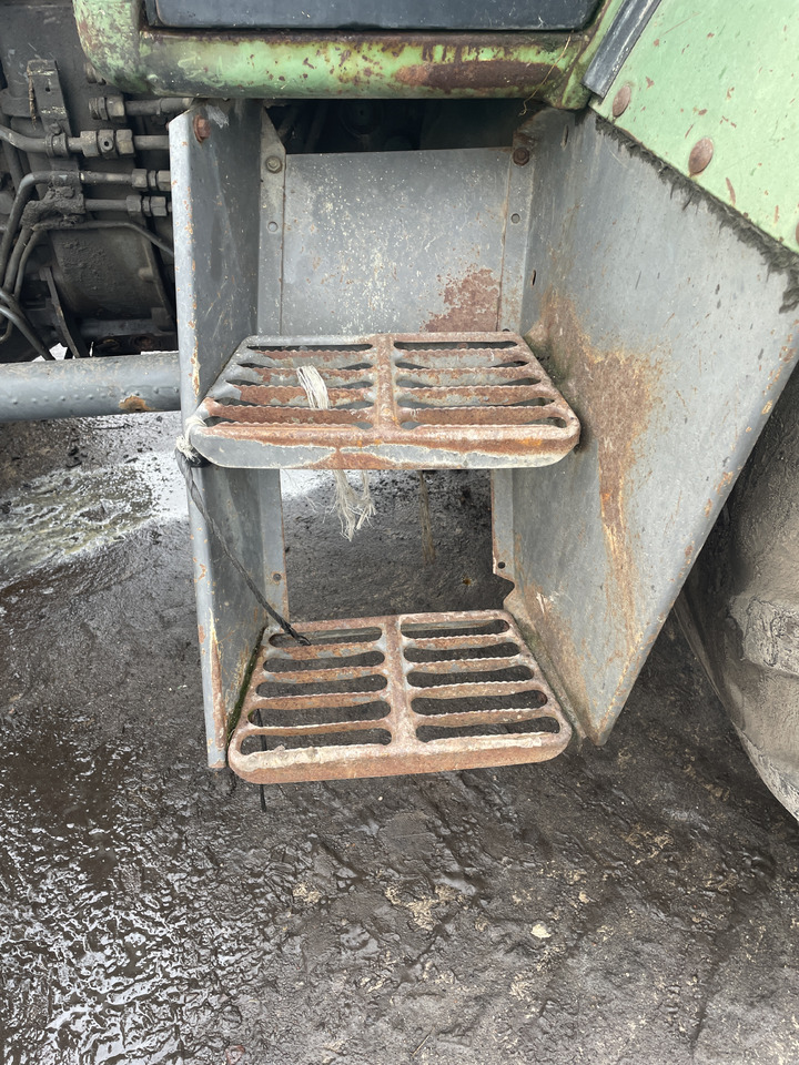 Fendt Farmer 307 308 309 - schody schodki wejście - Trin for Traktor: billede 1 Fendt Farmer 307 308 309 - schody schodki wejście - Trin for Traktor: billede 1