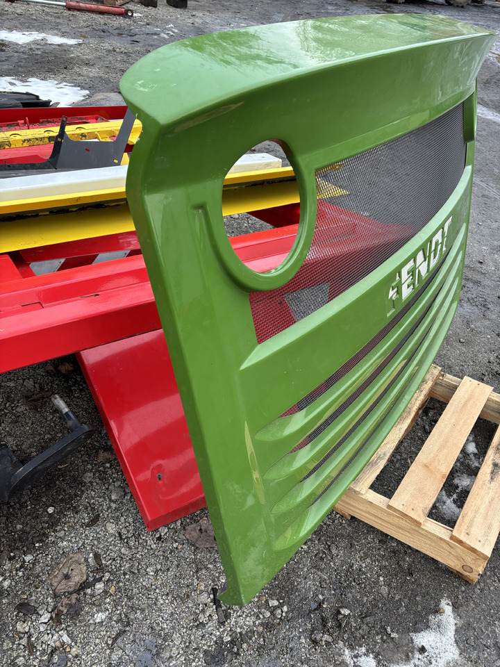 Fendt Katana 65 S4 650 Gen3 85 S4 Owiewka Tylna Obudowa Tylna Klapa H653500133131 - Karosseri og udvendig for Landbrugsmaskine: billede 2 Fendt Katana 65 S4 650 Gen3 85 S4 Owiewka Tylna Obudowa Tylna Klapa H653500133131 - Karosseri og udvendig for Landbrugsmaskine: billede 2