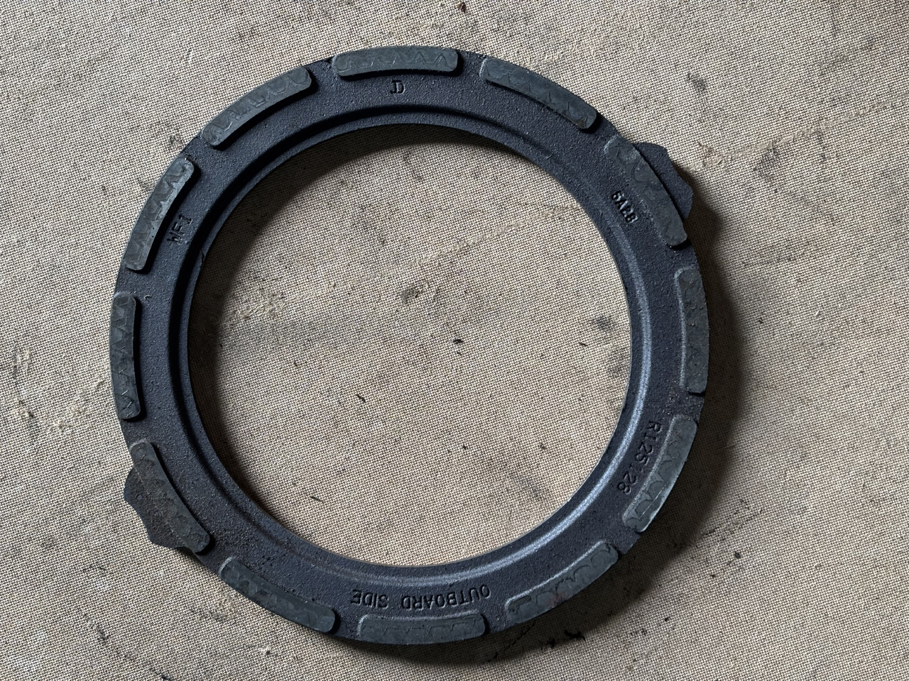 John Deere 6140 6150 6920 7405 7500 Docisk Hamulca Płytka R125128 - Bremsedele for Landbrugsmaskine: billede 1 John Deere 6140 6150 6920 7405 7500 Docisk Hamulca Płytka R125128 - Bremsedele for Landbrugsmaskine: billede 1