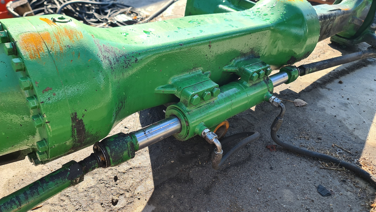 John Deere 8600 Siłownik mostu tylnego Osi tylnej AXE53239 - Bremsecylinder for Landbrugsmaskine: billede 1 John Deere 8600 Siłownik mostu tylnego Osi tylnej AXE53239 - Bremsecylinder for Landbrugsmaskine: billede 1