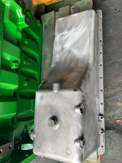 John Deere R519538 / R519542 miska olejowa - 9220 / 9300 / 9400 / 9430 / 9520 / 9630 / 7500 - Bundkar for Landbrugsmaskine: billede 2 John Deere R519538 / R519542 miska olejowa - 9220 / 9300 / 9400 / 9430 / 9520 / 9630 / 7500 - Bundkar for Landbrugsmaskine: billede 2