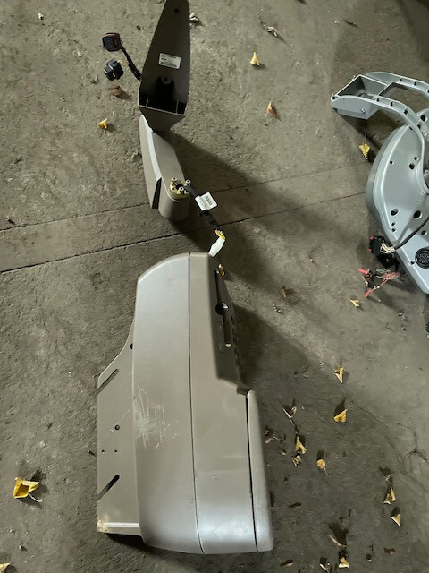 John deere podłokietnik do adaptacji własnej - Sæde for Landbrugsmaskine: billede 1 John deere podłokietnik do adaptacji własnej - Sæde for Landbrugsmaskine: billede 1