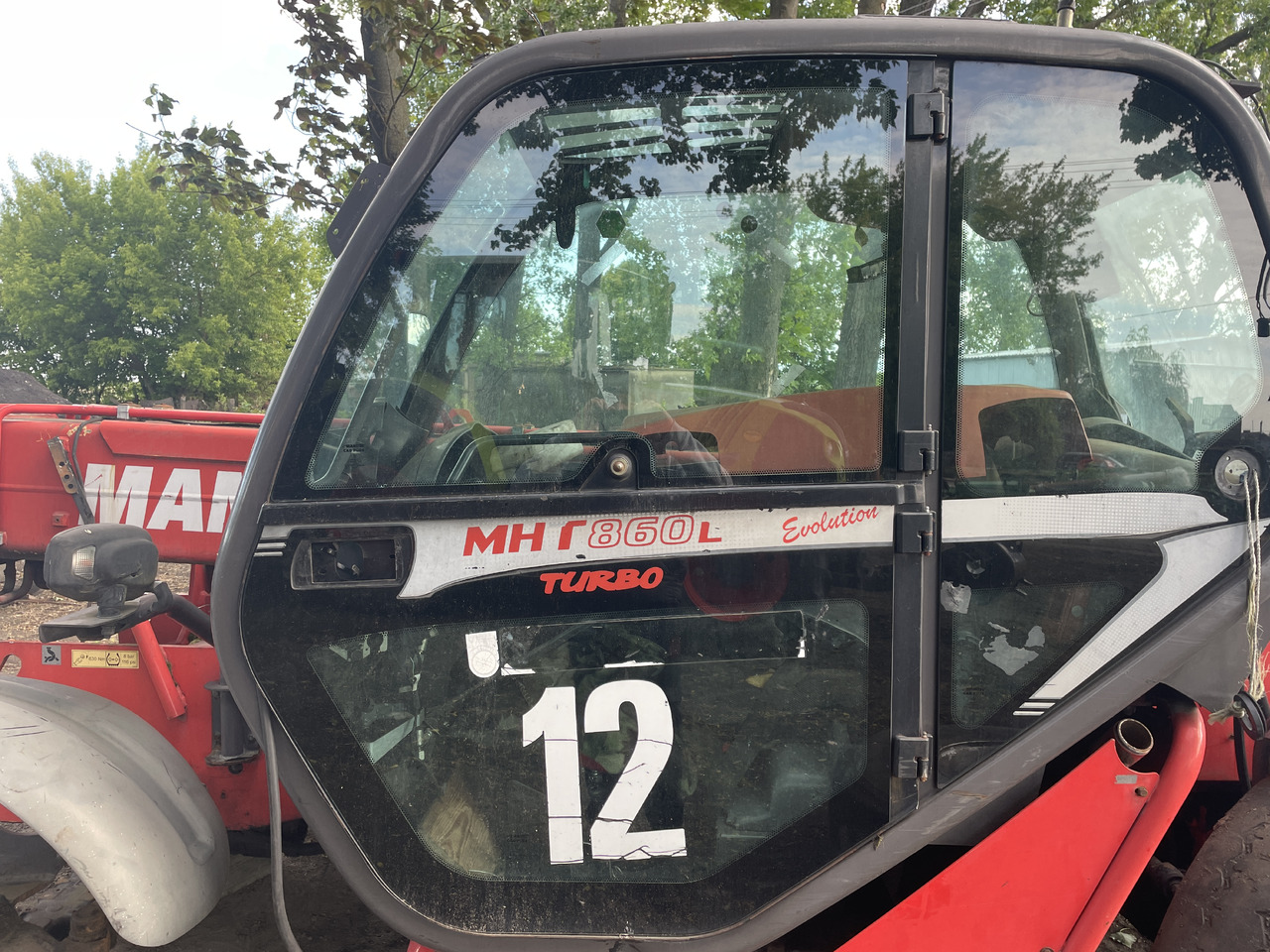 Manitou MHT 860 - części - błotniki drzwi kabina - Dør og reservedele for Landbrugsmaskine: billede 1 Manitou MHT 860 - części - błotniki drzwi kabina - Dør og reservedele for Landbrugsmaskine: billede 1