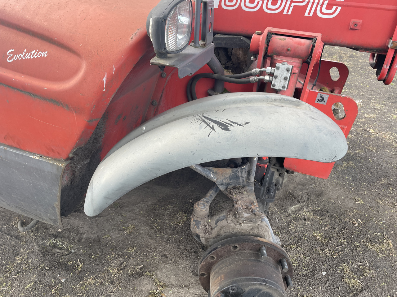 Manitou MHT 860 - części - błotniki drzwi kabina - Dør og reservedele for Landbrugsmaskine: billede 4 Manitou MHT 860 - części - błotniki drzwi kabina - Dør og reservedele for Landbrugsmaskine: billede 4