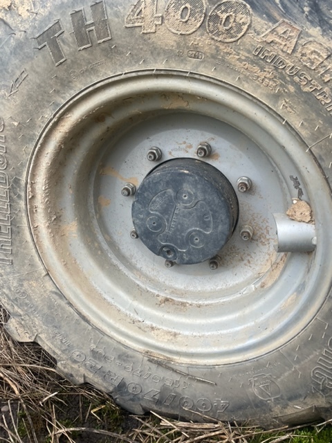 Manitou deutz fahr Agrovector felgi 20 cali - Fælg for Landbrugsmaskine: billede 1 Manitou deutz fahr Agrovector felgi 20 cali - Fælg for Landbrugsmaskine: billede 1