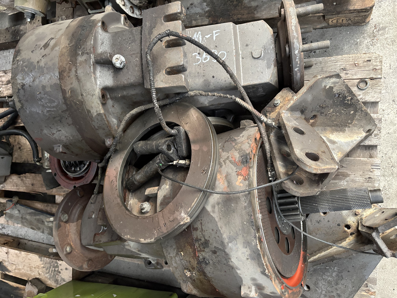 Massey Ferguson 3690 Obudowa Hamulca Tylnego Prawa 3616544M2 - Bremsetilbehør for Landbrugsmaskine: billede 5 Massey Ferguson 3690 Obudowa Hamulca Tylnego Prawa 3616544M2 - Bremsetilbehør for Landbrugsmaskine: billede 5