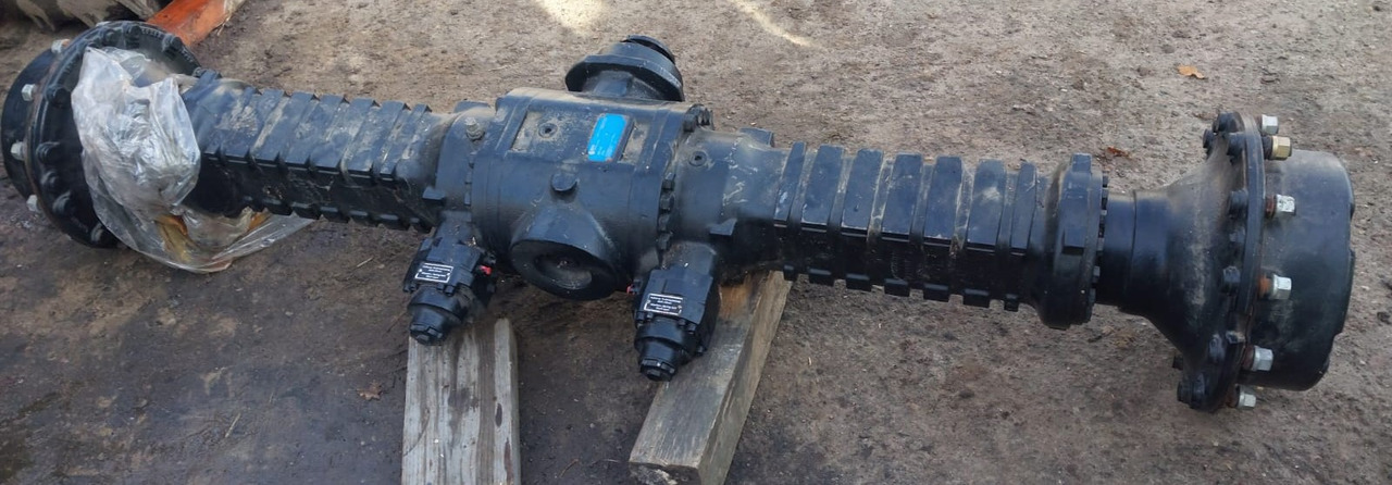 NAF BST 01/0 02 Oś Sztywna Kompletna Ponsse Komatsu NOWA - Aksel og reservedele for Skovningsmaskine: billede 1 NAF BST 01/0 02 Oś Sztywna Kompletna Ponsse Komatsu NOWA - Aksel og reservedele for Skovningsmaskine: billede 1