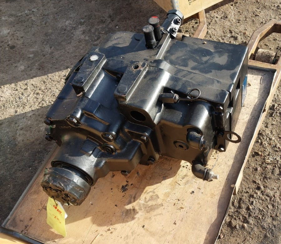 NAF BST 03/0 04 Skrzynia Biegów Ponsse Ergo Komatsu NOWA - Gearkasse for Landbrugsmaskine: billede 3 NAF BST 03/0 04 Skrzynia Biegów Ponsse Ergo Komatsu NOWA - Gearkasse for Landbrugsmaskine: billede 3