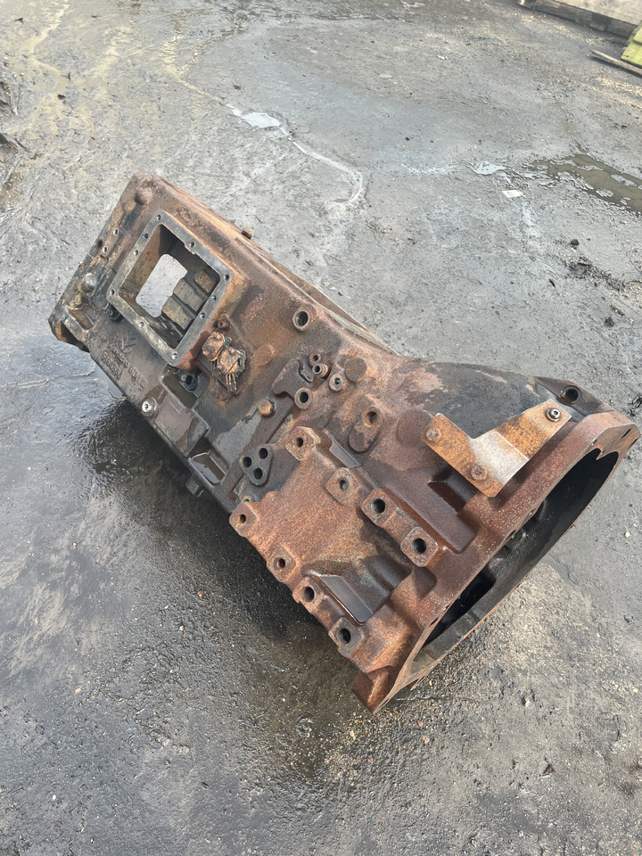 New Holland 8160 - obudowa skrzyni biegów 5164693 - Gearkasse for Traktor: billede 2 New Holland 8160 - obudowa skrzyni biegów 5164693 - Gearkasse for Traktor: billede 2