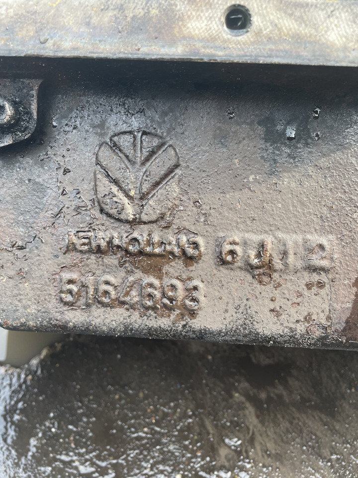 New Holland 8160 - obudowa skrzyni biegów 5164693 - Gearkasse for Traktor: billede 5 New Holland 8160 - obudowa skrzyni biegów 5164693 - Gearkasse for Traktor: billede 5