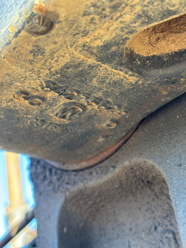 New Holland ramię podnośnika Rockshaft lewe 84275825 84275823 - Affjedring for Landbrugsmaskine: billede 2 New Holland ramię podnośnika Rockshaft lewe 84275825 84275823 - Affjedring for Landbrugsmaskine: billede 2