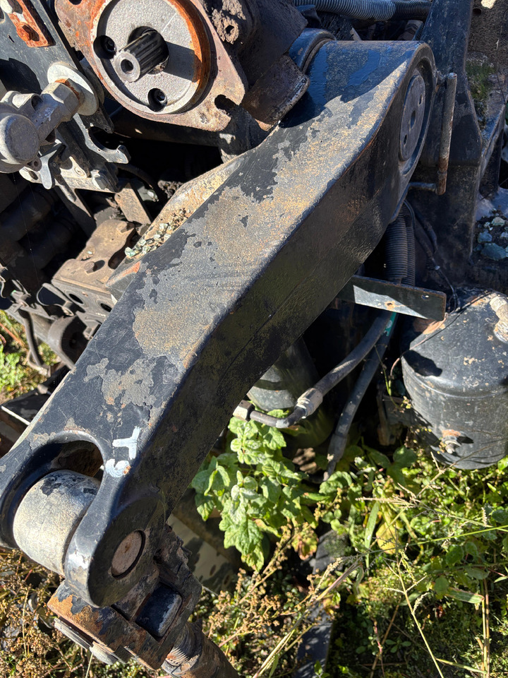 New Holland ramię podnośnika Rockshaft prawe 51694364 51694365 51694366 - Affjedring for Landbrugsmaskine: billede 1 New Holland ramię podnośnika Rockshaft prawe 51694364 51694365 51694366 - Affjedring for Landbrugsmaskine: billede 1