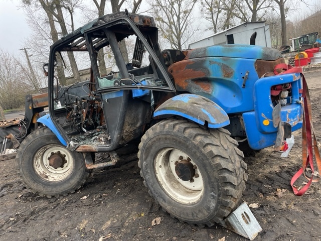 New holland LM410 - LM420 - LM435 - Teleskop truck: billede 2 New holland LM410 - LM420 - LM435 - Teleskop truck: billede 2