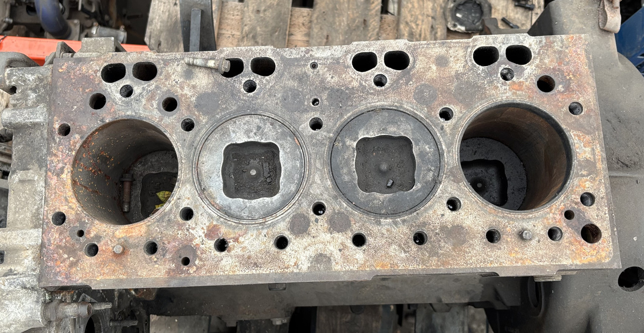 Svinghjul for Landbrugsmaskine Perkins 1004 1004-40T Silnik Blok Silnika Koło Zamachowe Wał CZĘŚCI: billede 6 Svinghjul for Landbrugsmaskine Perkins 1004 1004-40T Silnik Blok Silnika Koło Zamachowe Wał CZĘŚCI: billede 6