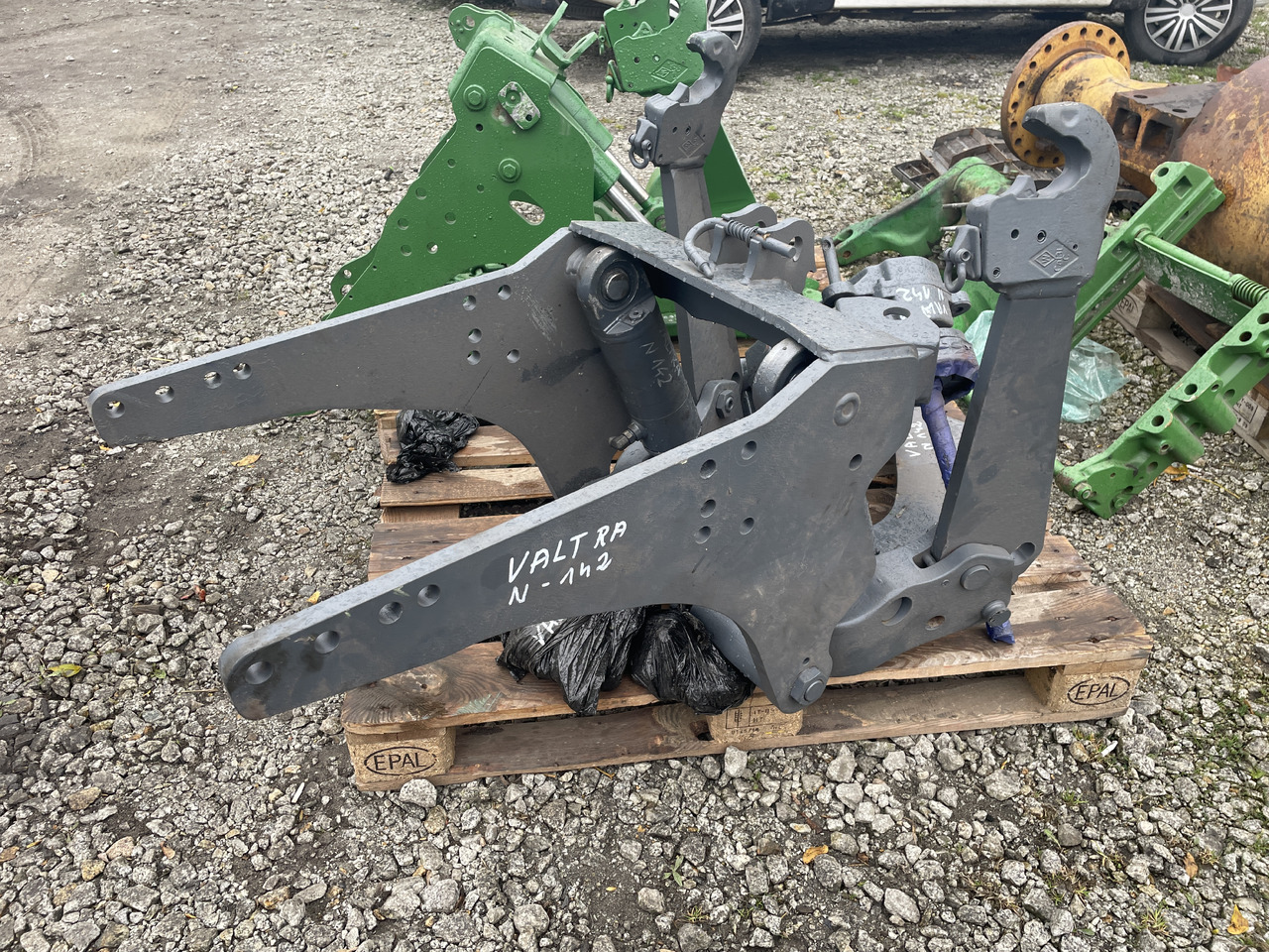 Valtra N142 - przedni TUZ - Reservedel for Traktor: billede 1 Valtra N142 - przedni TUZ - Reservedel for Traktor: billede 1