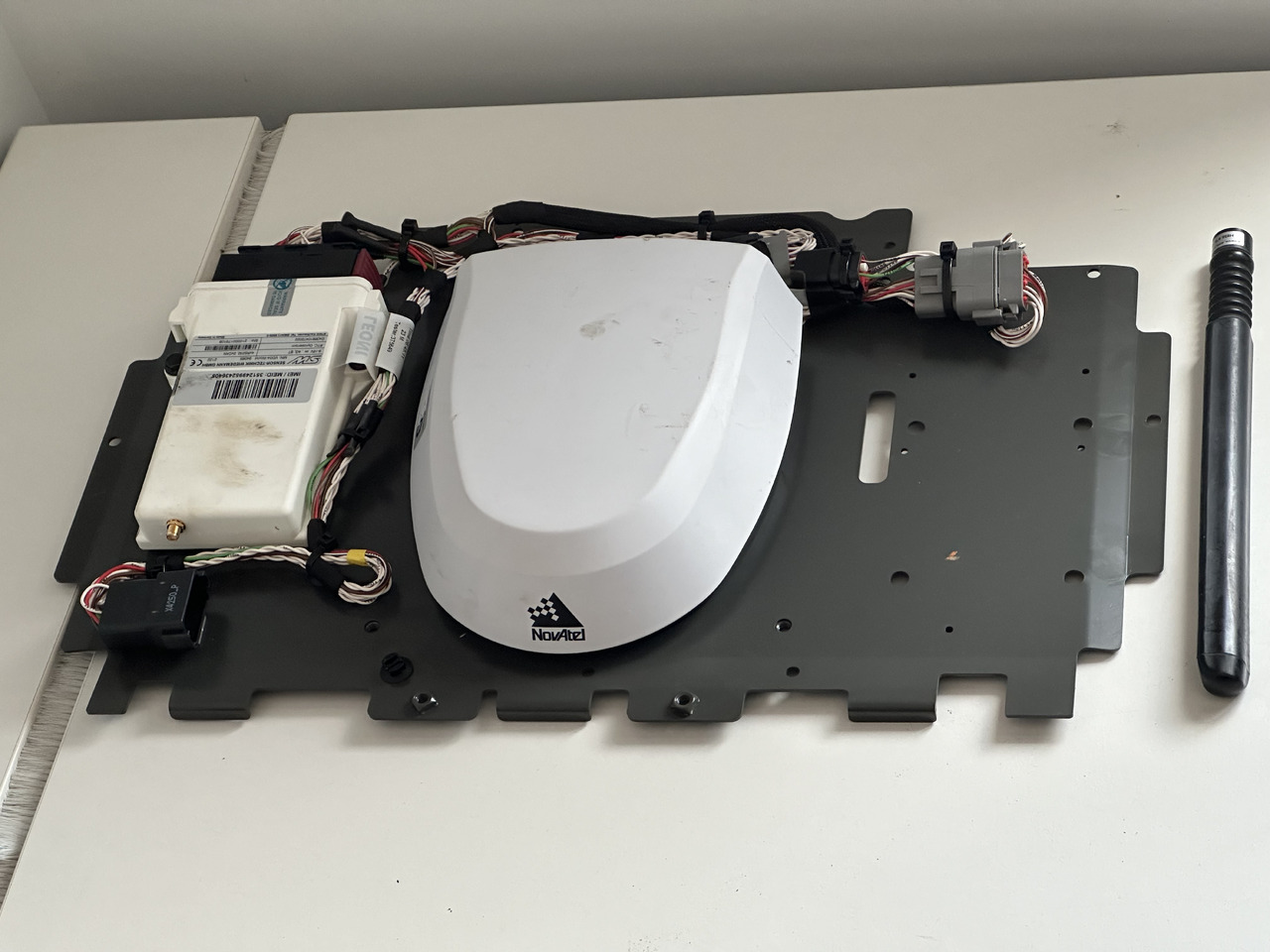 System nawigacyjny do Valtra Fendt Vario guide RTK Novatel Nawigacja - Navigationssystem for Landbrugsmaskine: billede 2 System nawigacyjny do Valtra Fendt Vario guide RTK Novatel Nawigacja - Navigationssystem for Landbrugsmaskine: billede 2