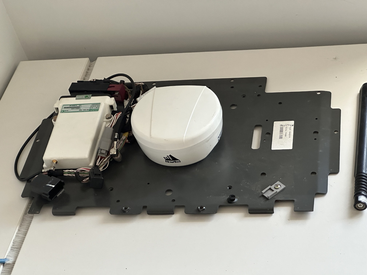 System nawigacyjny do Valtra Fendt Vario guide RTK Novatel - Navigationssystem for Landbrugsmaskine: billede 1 System nawigacyjny do Valtra Fendt Vario guide RTK Novatel - Navigationssystem for Landbrugsmaskine: billede 1