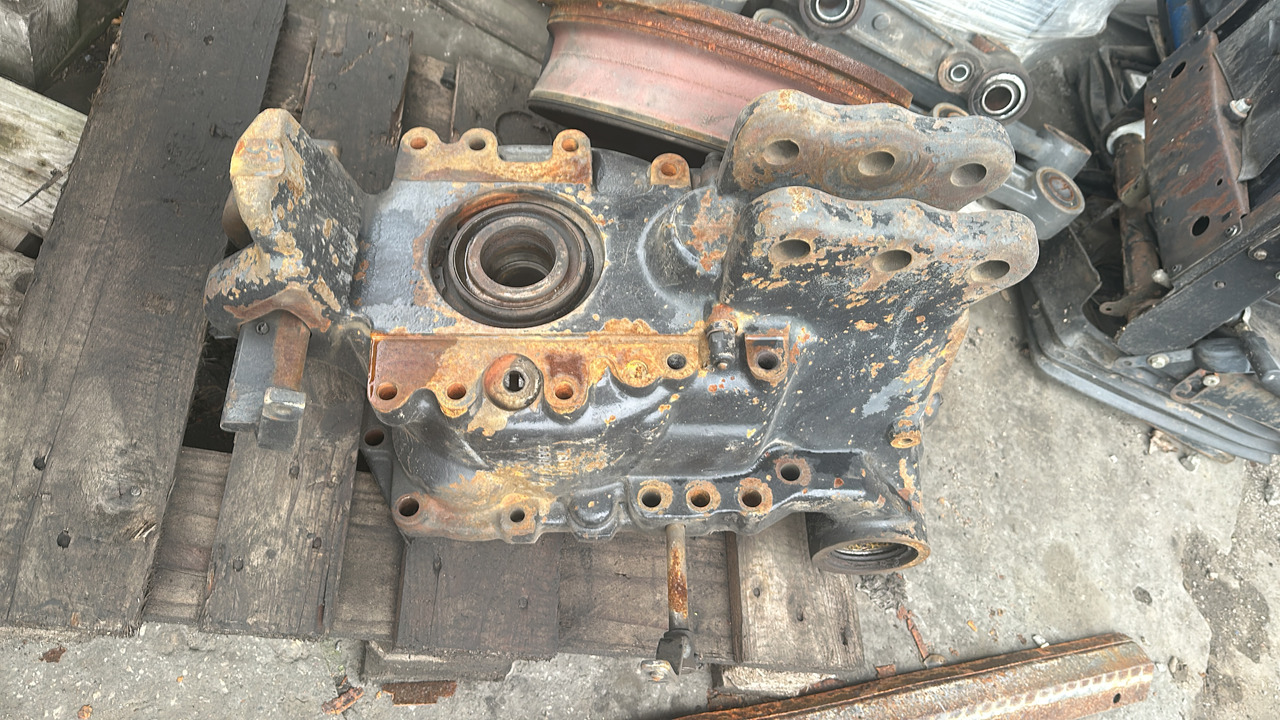 Valtra T131 - T191 Wom tylni części - Transmission for Traktor: billede 2 Valtra T131 - T191 Wom tylni części - Transmission for Traktor: billede 2