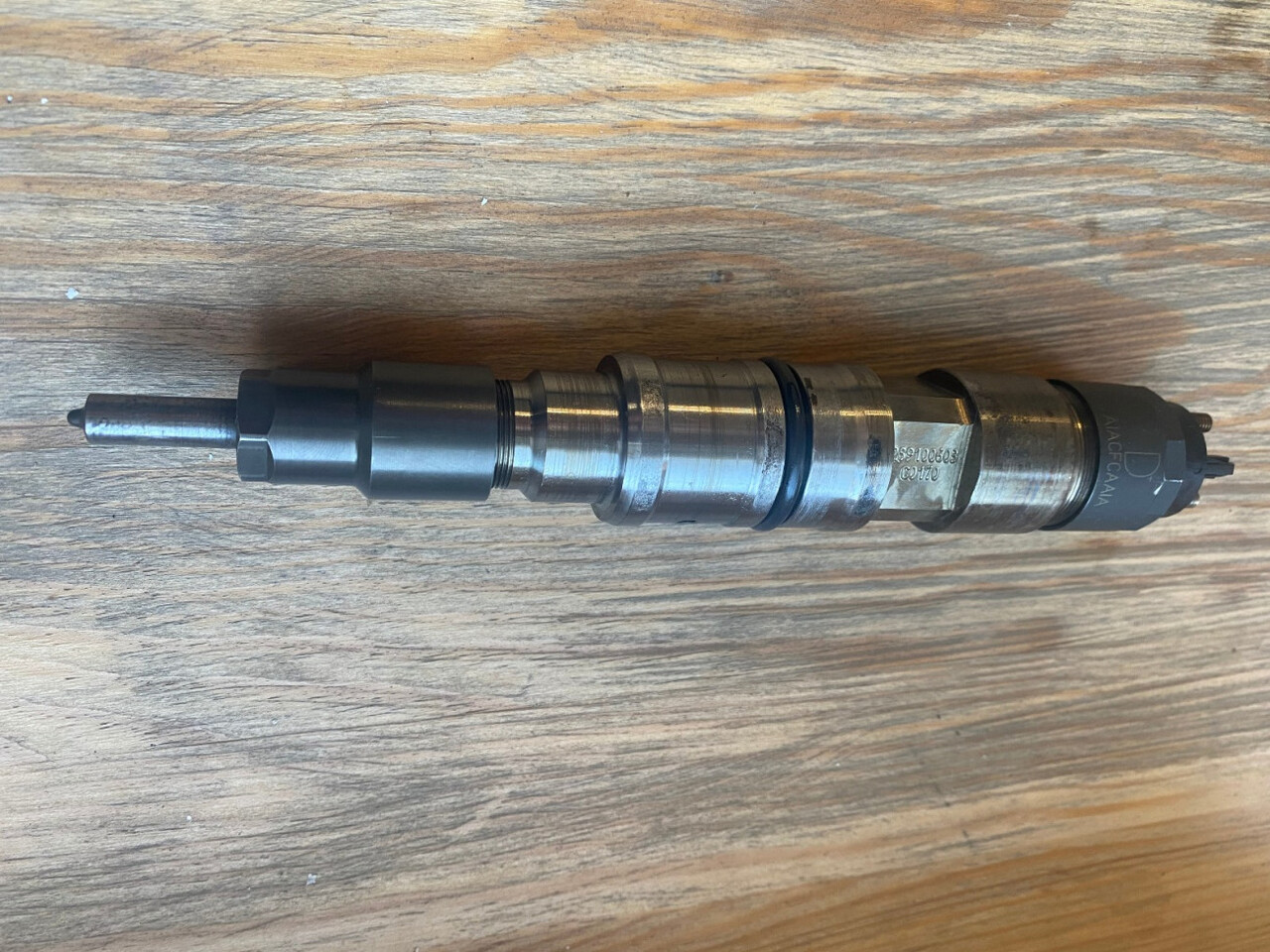 Wtryski BOSCH 0445124007 - Fendt seria 900 SCR - Injector for Landbrugsmaskine: billede 2 Wtryski BOSCH 0445124007 - Fendt seria 900 SCR - Injector for Landbrugsmaskine: billede 2