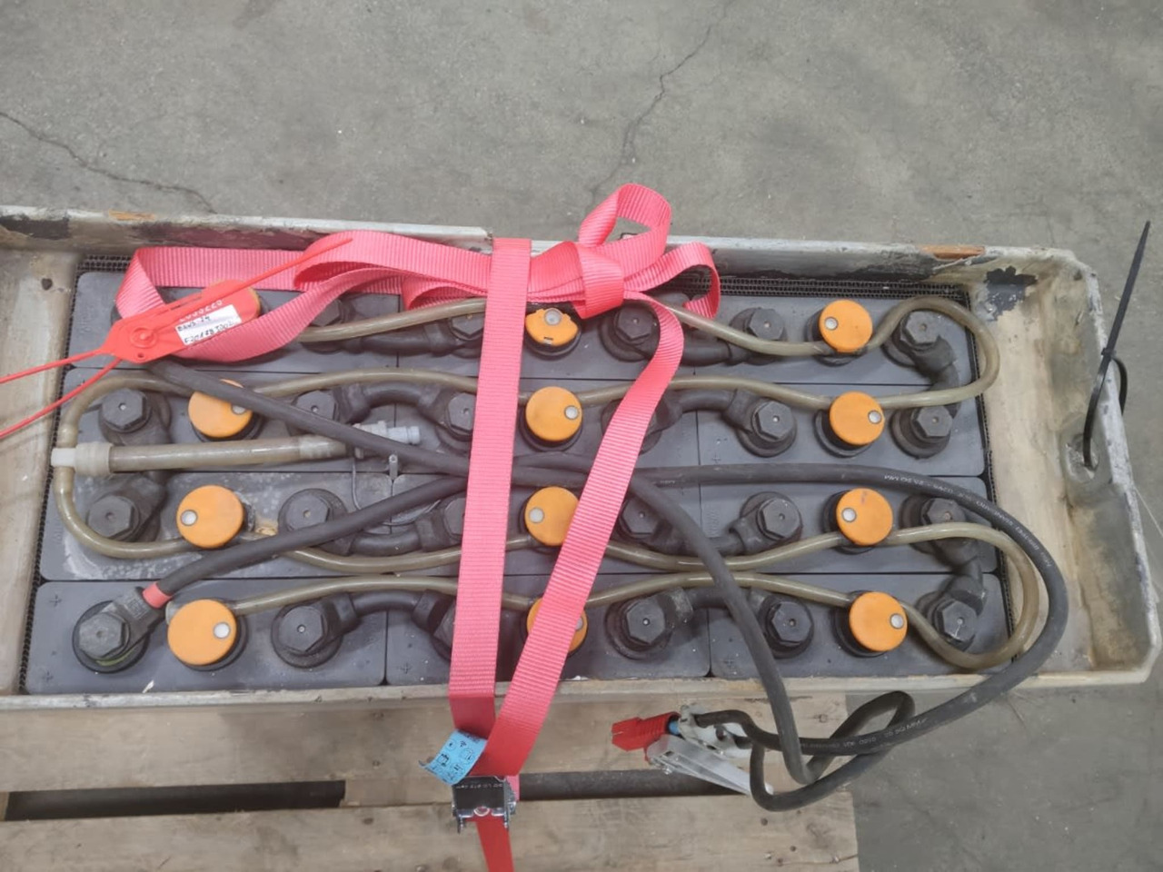 AVB 24V 465Ah - Batteri for Materialehåndteringsudstyr: billede 3 AVB 24V 465Ah - Batteri for Materialehåndteringsudstyr: billede 3