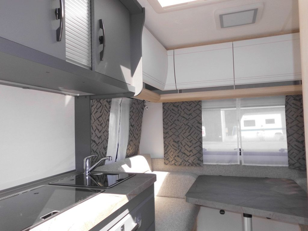 Hobby De Luxe 400 SFe 2025 1500kg. Hobby De Luxe 400 SFe Lagerabverkauf! - Campingvogn: billede 1 Hobby De Luxe 400 SFe 2025 1500kg. Hobby De Luxe 400 SFe Lagerabverkauf! - Campingvogn: billede 1