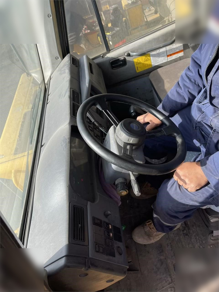 Leje en  2011 KOMATSU HD465-7 2011 KOMATSU HD465-7: billede 10