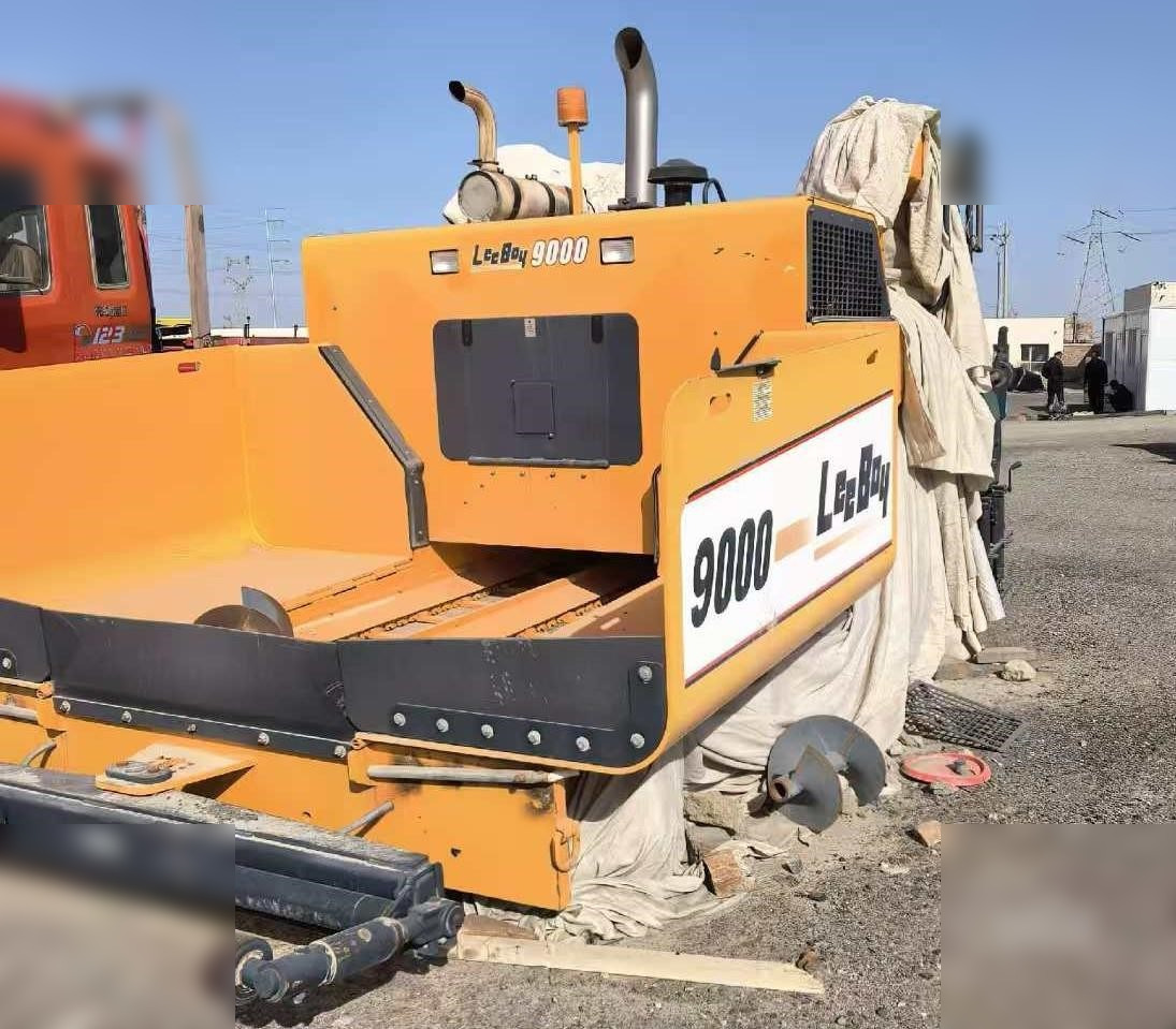 LEEBOY 9000 - Asfaltudlægger: billede 1 LEEBOY 9000 - Asfaltudlægger: billede 1