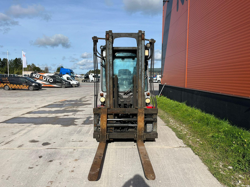 Kalmar DCD 55-6 H Rated capacity: 5500 kg / Lifting height: 3500 mm - Diesel gaffeltruck: billede 3 Kalmar DCD 55-6 H Rated capacity: 5500 kg / Lifting height: 3500 mm - Diesel gaffeltruck: billede 3