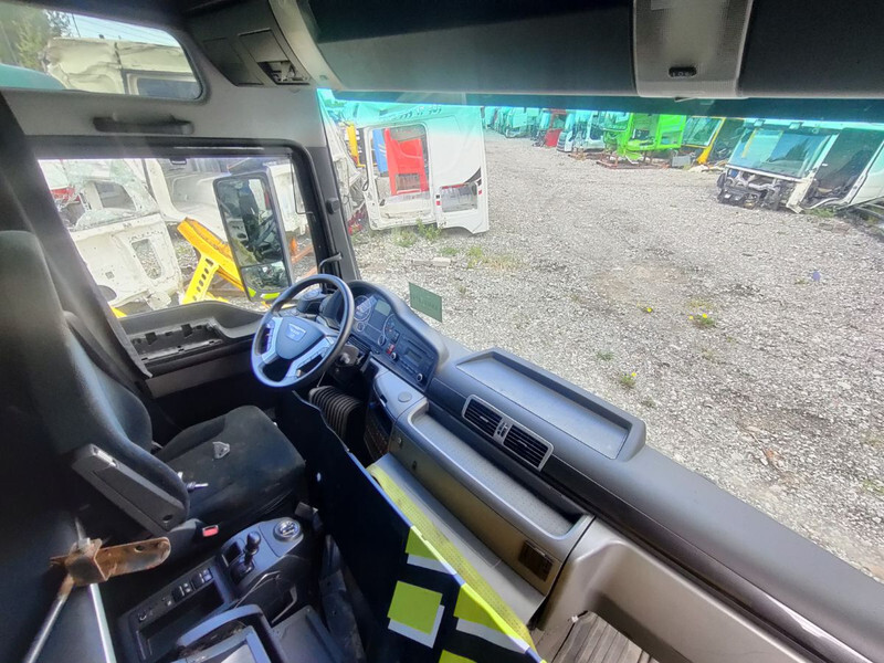Førerhus og interiør for Lastbil MAN TGX 28.480 6X2 CAB: billede 6