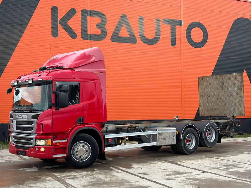 Scania P 440 6x2 RETARDER / CHASSIS L=7741 mm - Containerbil/ Veksellad lastbil: billede 1 Scania P 440 6x2 RETARDER / CHASSIS L=7741 mm - Containerbil/ Veksellad lastbil: billede 1