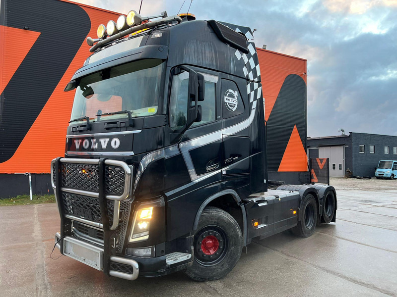 Volvo FH 16 750 6x4 GCW 80 ton / RETARDER / HYDRAULICS / TANDEM AXLE LIFT - Trækker: billede 2 Volvo FH 16 750 6x4 GCW 80 ton / RETARDER / HYDRAULICS / TANDEM AXLE LIFT - Trækker: billede 2