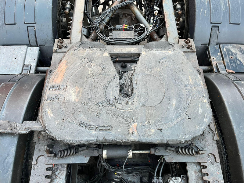 Trækker Volvo FH 16 750 6x4 GCW 80 ton / RETARDER / HYDRAULICS / TANDEM AXLE LIFT: billede 12 Trækker Volvo FH 16 750 6x4 GCW 80 ton / RETARDER / HYDRAULICS / TANDEM AXLE LIFT: billede 12