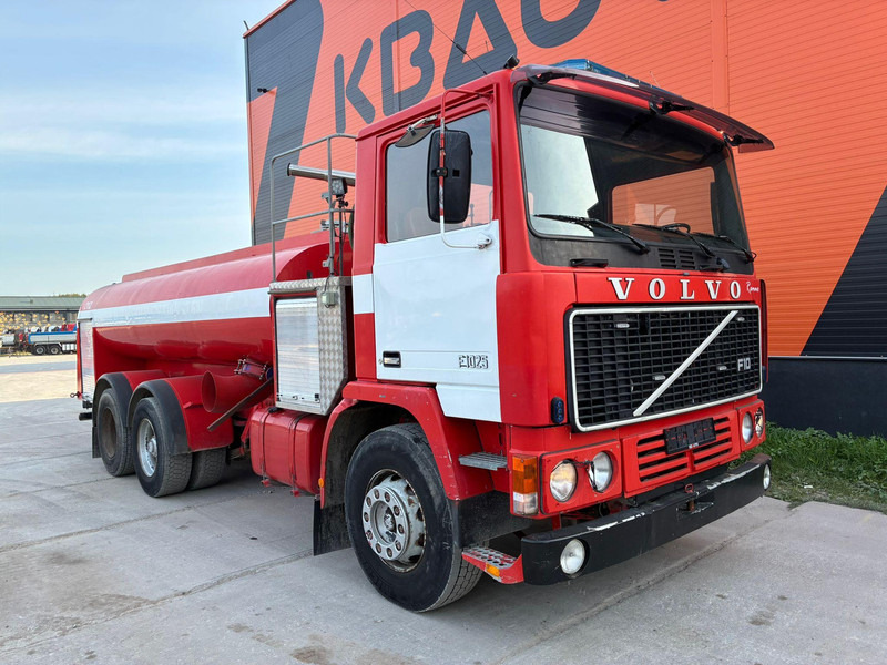 Volvo F 10 6x2 Ruberg / 2700 l/min / tanks 9000 I + 1000 l - Brandbil: billede 4 Volvo F 10 6x2 Ruberg / 2700 l/min / tanks 9000 I + 1000 l - Brandbil: billede 4
