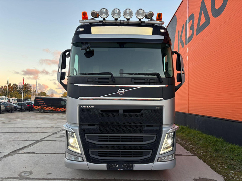 Volvo FH 540 8x4*4 PALFINGER PK 33002 EH / PLATFORM L=7049 mm - Lastbil med lad, Lastbil med kran: billede 3 Volvo FH 540 8x4*4 PALFINGER PK 33002 EH / PLATFORM L=7049 mm - Lastbil med lad, Lastbil med kran: billede 3