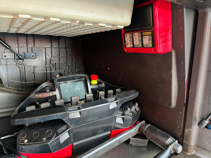 Lastbil med lad, Lastbil med kran Volvo FH 540 8x4 PK 110002 + JIB + WINCH / COMBI / PLATFORM L=3662 mm: billede 13