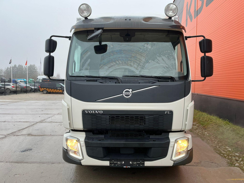 Volvo FL 210 4x2 BOXHEATING / BOX L=8757 mm - Lastbil varevogn: billede 3 Volvo FL 210 4x2 BOXHEATING / BOX L=8757 mm - Lastbil varevogn: billede 3