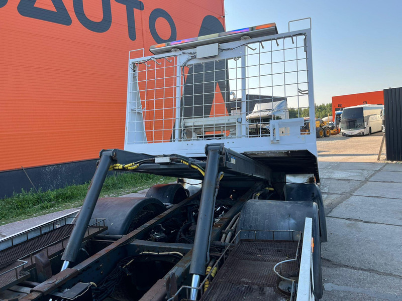 Leje en Volvo FM 370 6x2*4 JERR-DAN SRS / WINCH / PLATFORM L=7260 mm Volvo FM 370 6x2*4 JERR-DAN SRS / WINCH / PLATFORM L=7260 mm: billede 11 Leje en Volvo FM 370 6x2*4 JERR-DAN SRS / WINCH / PLATFORM L=7260 mm Volvo FM 370 6x2*4 JERR-DAN SRS / WINCH / PLATFORM L=7260 mm: billede 11