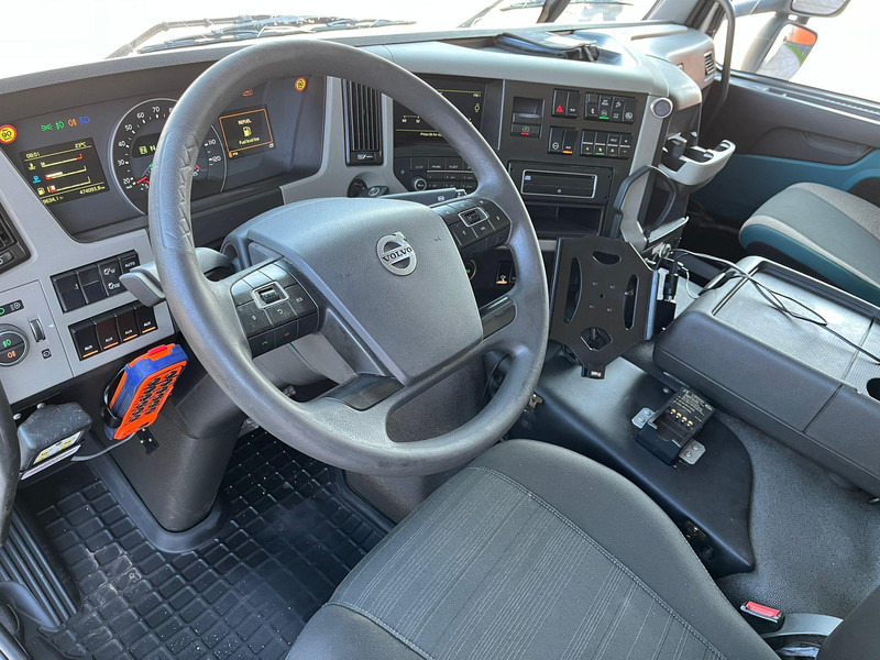 Leje en Volvo FM 370 6x2*4 JERR-DAN SRS / WINCH / PLATFORM L=7260 mm Volvo FM 370 6x2*4 JERR-DAN SRS / WINCH / PLATFORM L=7260 mm: billede 16 Leje en Volvo FM 370 6x2*4 JERR-DAN SRS / WINCH / PLATFORM L=7260 mm Volvo FM 370 6x2*4 JERR-DAN SRS / WINCH / PLATFORM L=7260 mm: billede 16