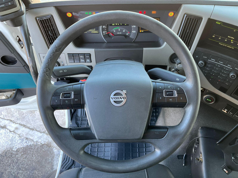 Leje en Volvo FM 370 6x2*4 JERR-DAN SRS / WINCH / PLATFORM L=7260 mm Volvo FM 370 6x2*4 JERR-DAN SRS / WINCH / PLATFORM L=7260 mm: billede 17 Leje en Volvo FM 370 6x2*4 JERR-DAN SRS / WINCH / PLATFORM L=7260 mm Volvo FM 370 6x2*4 JERR-DAN SRS / WINCH / PLATFORM L=7260 mm: billede 17