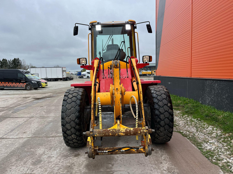 Volvo L 30 B-Z/X 4x4 AC / QUICK COUPLER - Gummihjulslæsser: billede 3 Volvo L 30 B-Z/X 4x4 AC / QUICK COUPLER - Gummihjulslæsser: billede 3