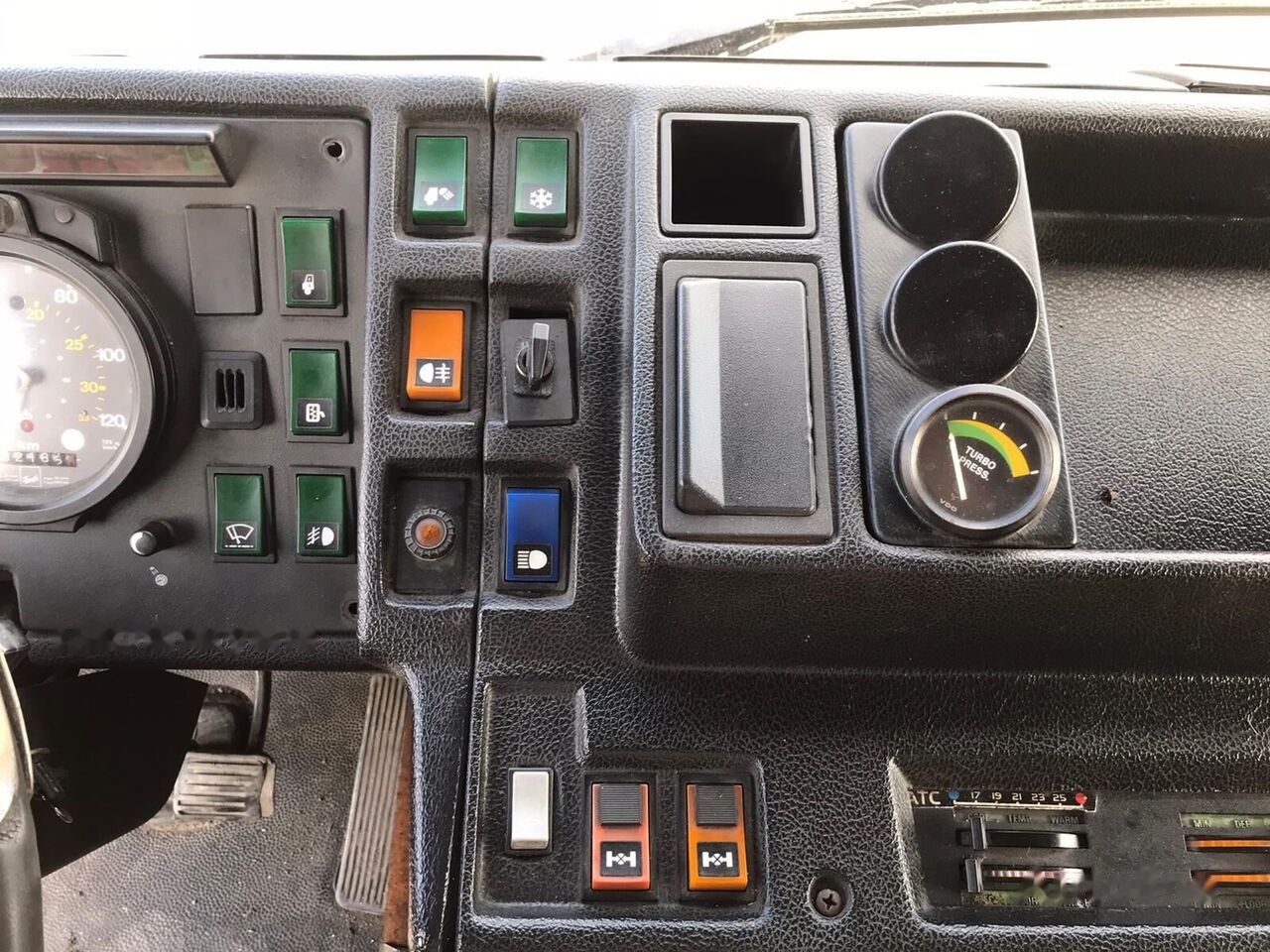 Trækker Volvo F1234C: billede 15 Trækker Volvo F1234C: billede 15