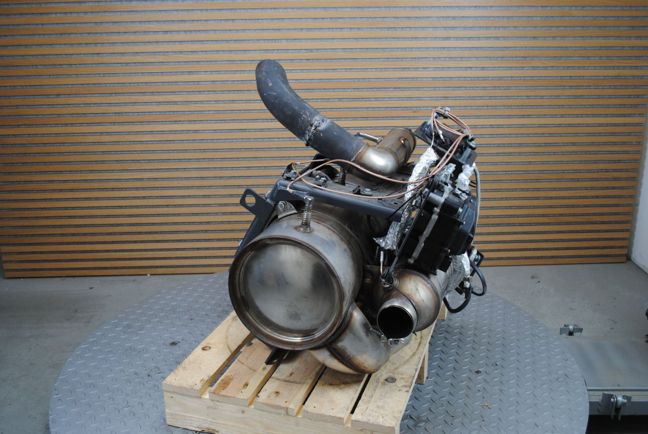 Perkins Katalisator Perkins 1204J-E44 TA - Motor for Entreprenørmaskin: billede 1 Perkins Katalisator Perkins 1204J-E44 TA - Motor for Entreprenørmaskin: billede 1