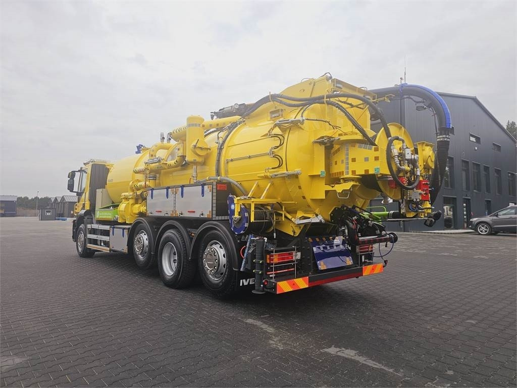 Iveco RAVO WUKO FOR CHANNEL CLEANING druck saug kanal - Slamsugemaskine: billede 5 Iveco RAVO WUKO FOR CHANNEL CLEANING druck saug kanal - Slamsugemaskine: billede 5