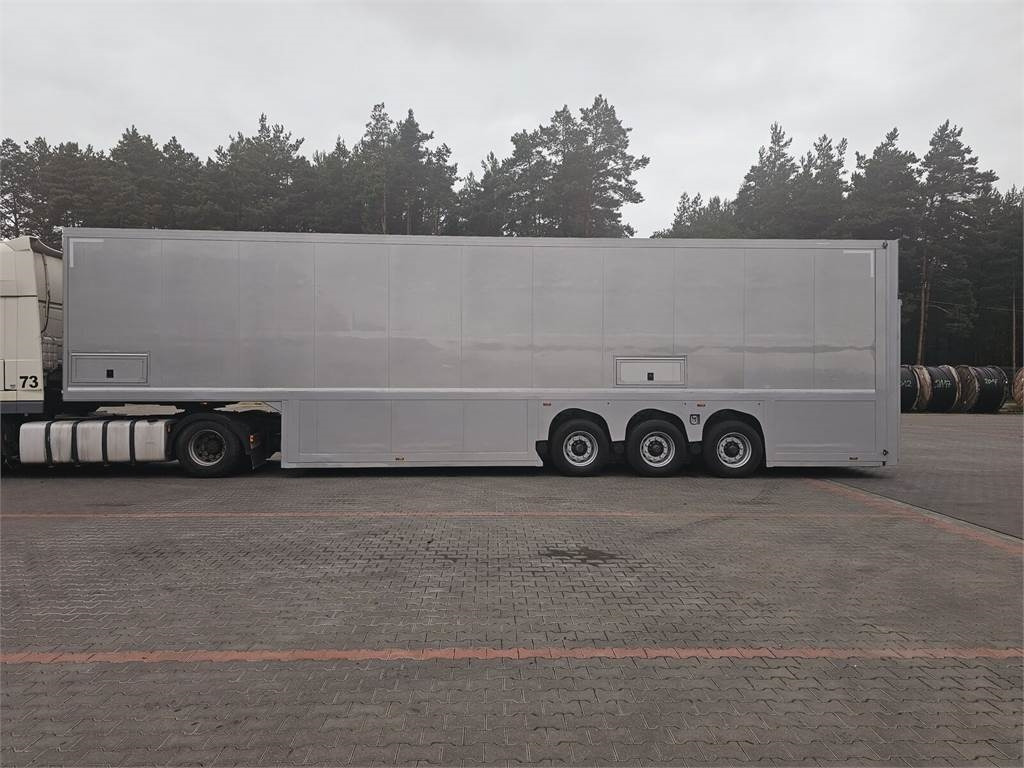 Langendorf DOUBLE LOADING FOR MOTOR COSMETICS Flexliner Inloa - Kølevogn påhængsvogn: billede 3 Langendorf DOUBLE LOADING FOR MOTOR COSMETICS Flexliner Inloa - Kølevogn påhængsvogn: billede 3