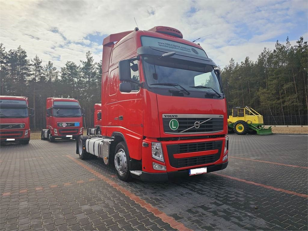 Volvo FH13 XXL NEW TIRES MANUAL 420 EURO 5 2011 - Trækker: billede 1 Volvo FH13 XXL NEW TIRES MANUAL 420 EURO 5 2011 - Trækker: billede 1