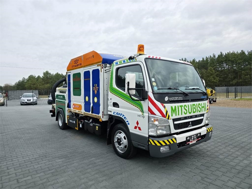 Mitsubishi CANTER odkurzacz koparka ssąca Saugbagger CITY SAU - Utility/ Speciel maskine: billede 2 Mitsubishi CANTER odkurzacz koparka ssąca Saugbagger CITY SAU - Utility/ Speciel maskine: billede 2