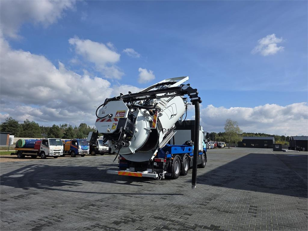 Renault 6x4 WUKO RIVARD RECYTLING for collecting liquid wa - Utility/ Speciel maskine: billede 1 Renault 6x4 WUKO RIVARD RECYTLING for collecting liquid wa - Utility/ Speciel maskine: billede 1