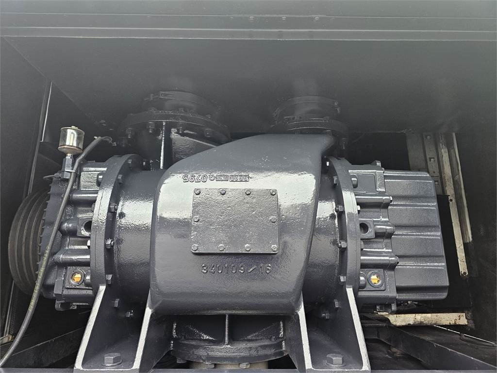 Utility/ Speciel maskine Scania Disab Centurion P210/8 Vacuum suction loader: billede 19